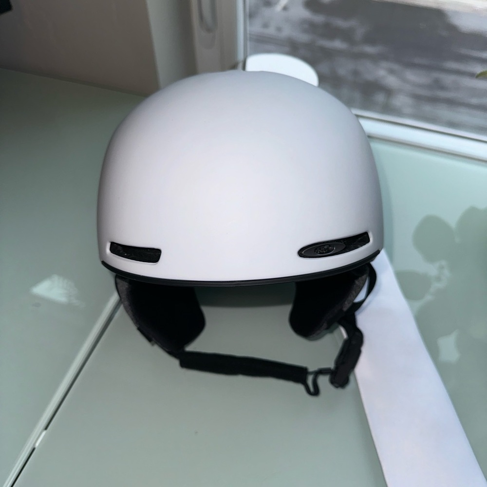 Women’s Oakley Mod Helmet